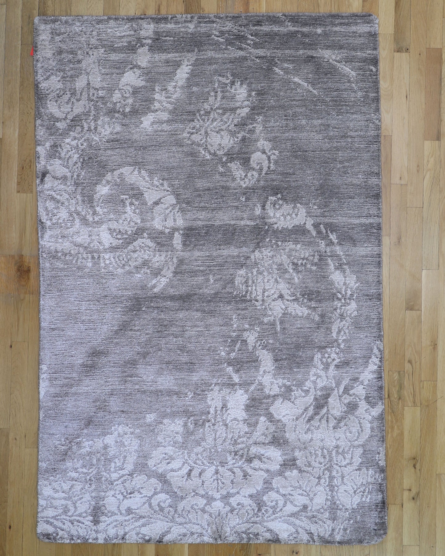 Modern 4' x 6' Hand Knotted Wool Rug India