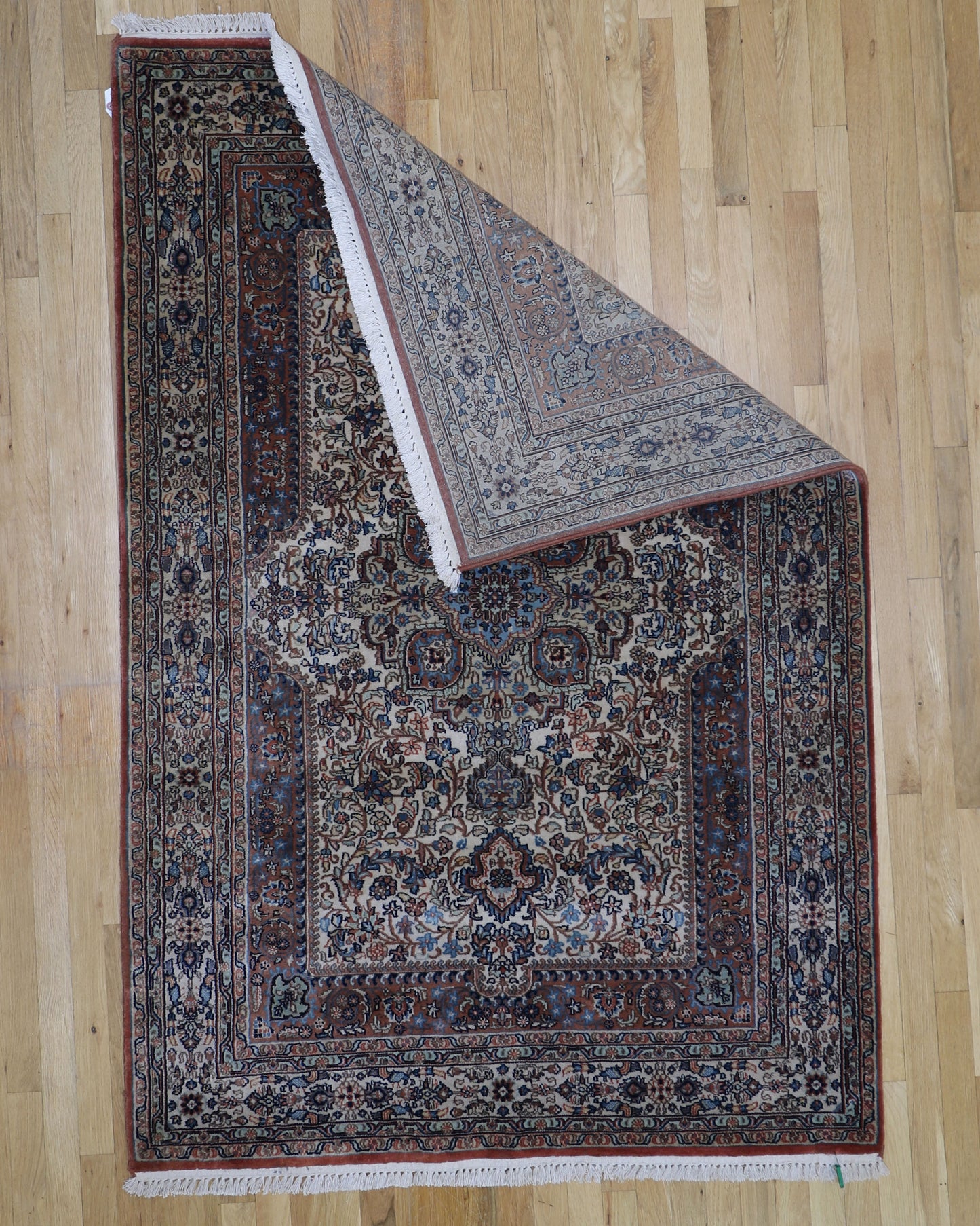 Fine Tabrize 4'2 x 6'2 Hand Knotted Wool Rug India